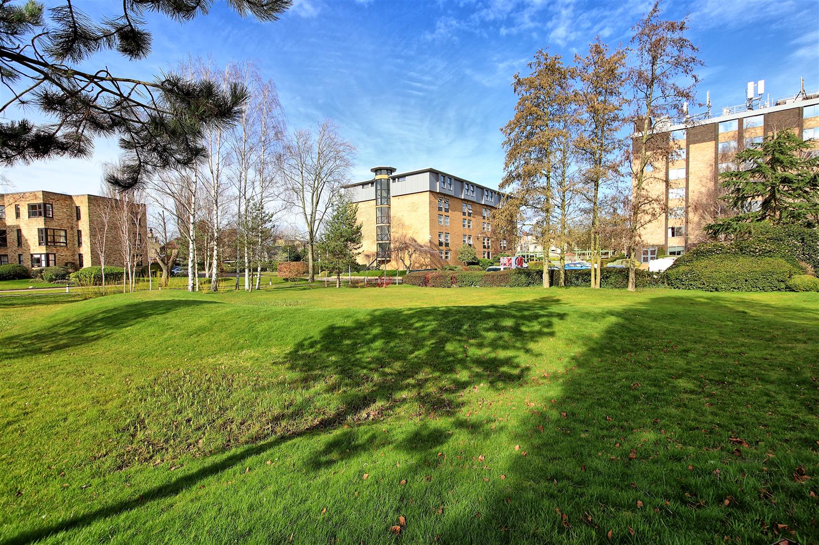 Midsummer Court, Manhattan Drive, Cambridge